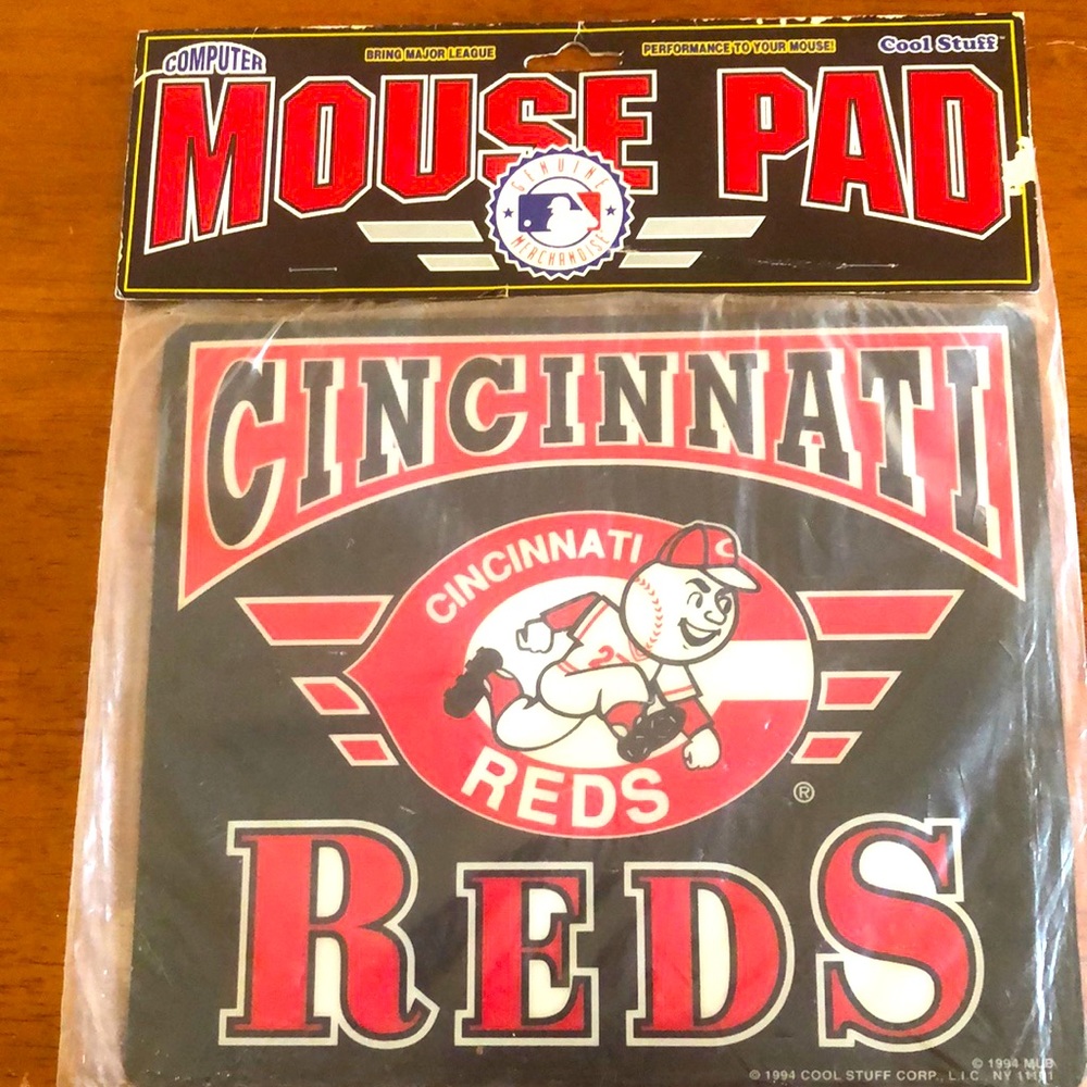 Vintage Cincinnati Reds 9” x 7” mouse pad